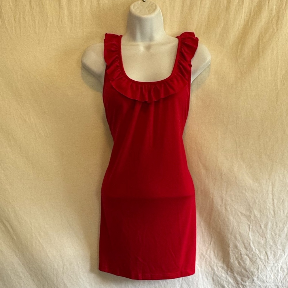 C-170 Cato Red Ruffled Racer Back Pullover Simmer Tank Top Size M